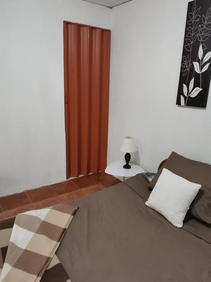 Апартаменти Casa Familiar La Arboleda Guatemala City Екстер'єр фото
