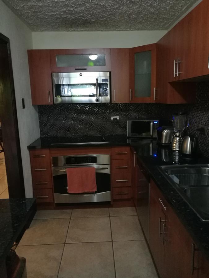 Апартаменти Casa Familiar La Arboleda Guatemala City Екстер'єр фото